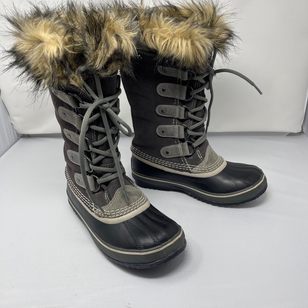 Sorel Joan of Arctic Waterproof Boot Black And Grey Suede Faux Fur 6 Snowboots